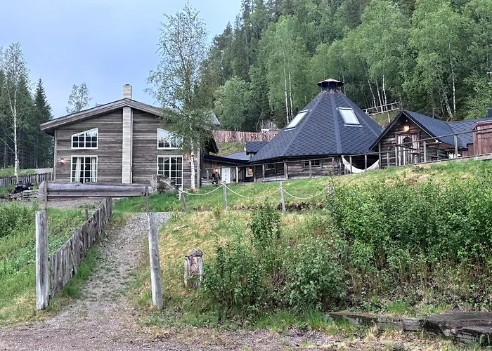 Efri Halfa Hotell Homstad