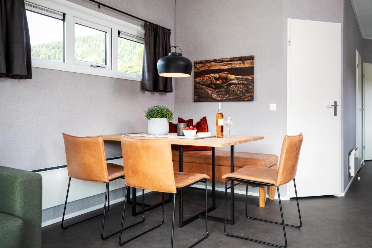 Functionalist cabin