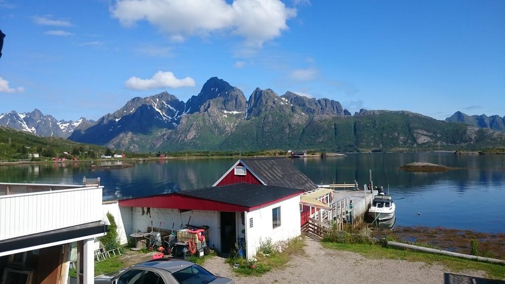 Two-Bedroom House,200328466:JPEG