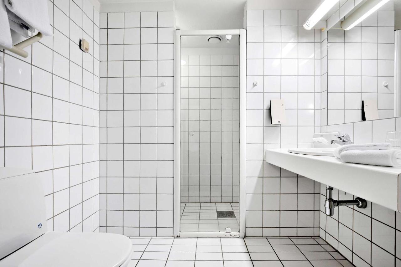 Standard Single Room Non-Smoking