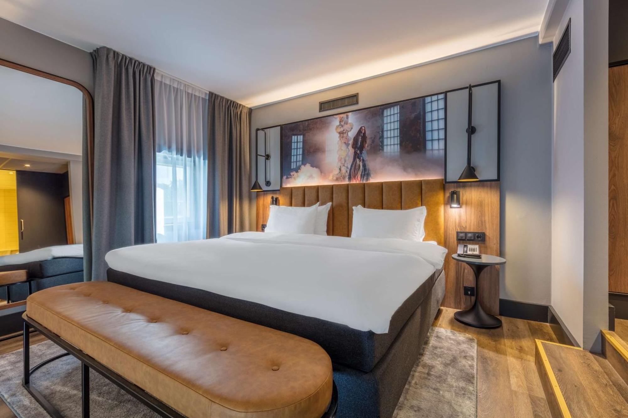 Junior Suite with River View,1498905325:JPEG