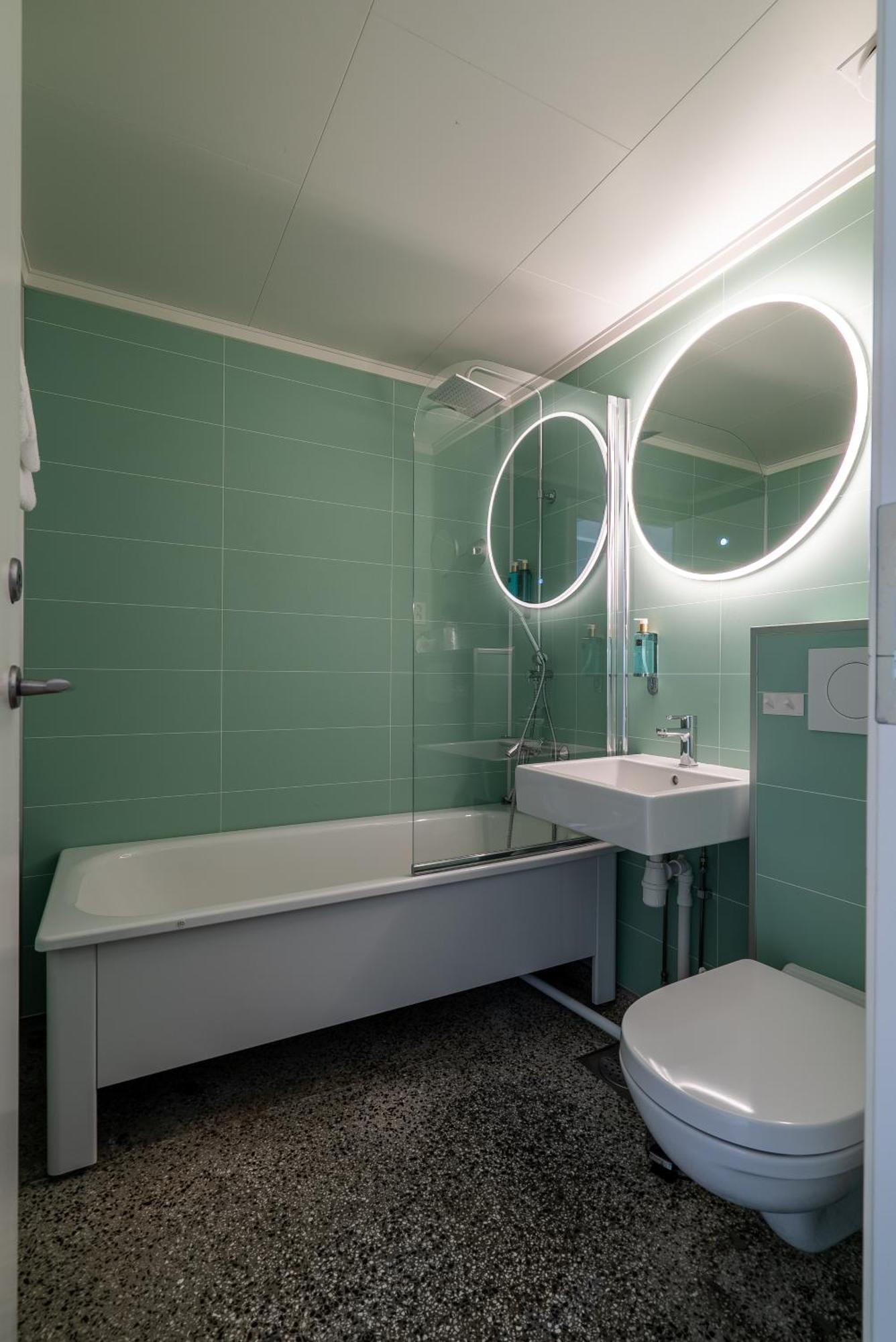 Superior Double Room,1543198522:JPEG