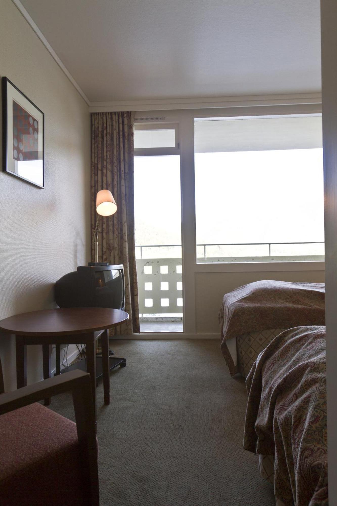 Standard Room Modern Building