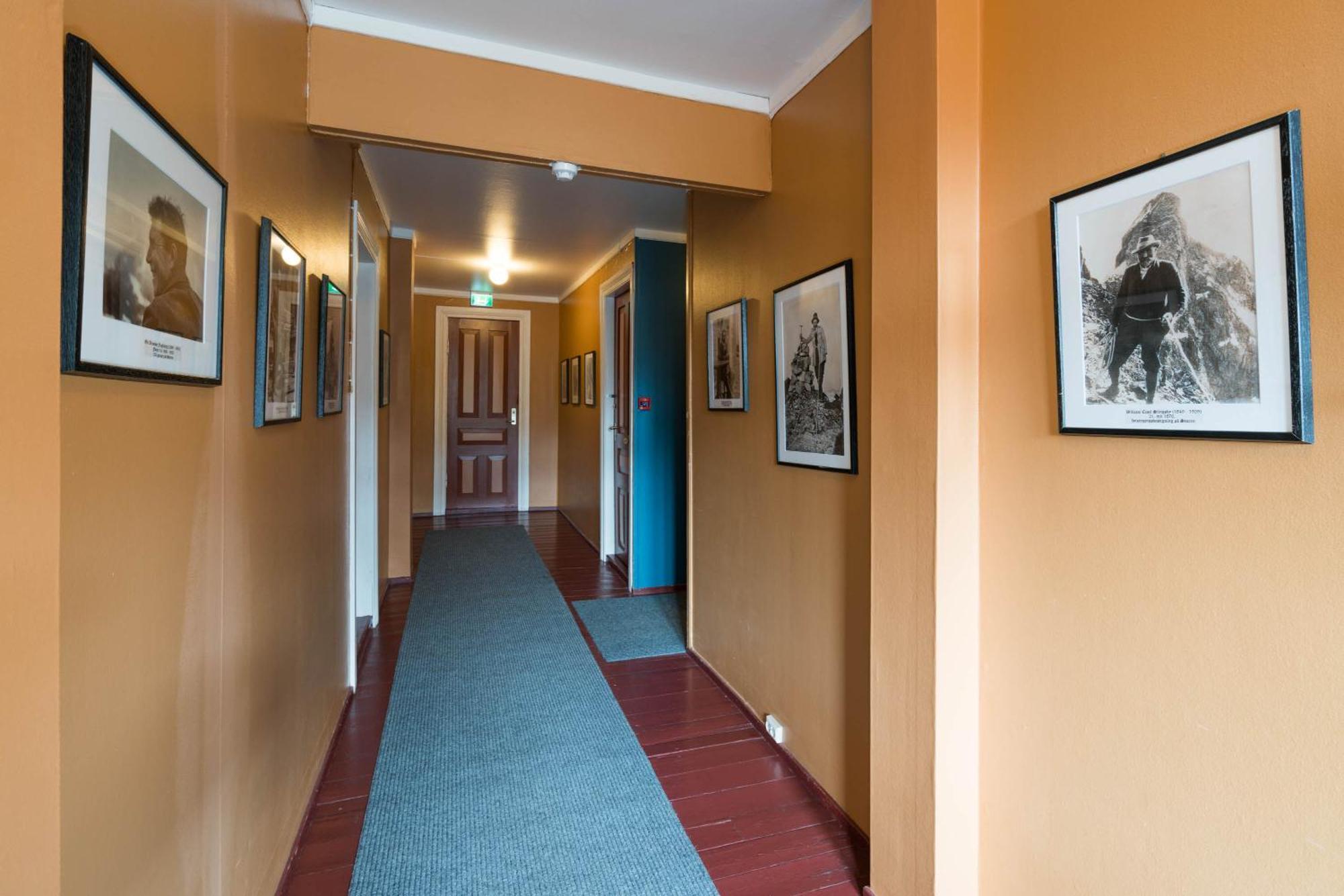 Bed 4-Bed Dormitory Room