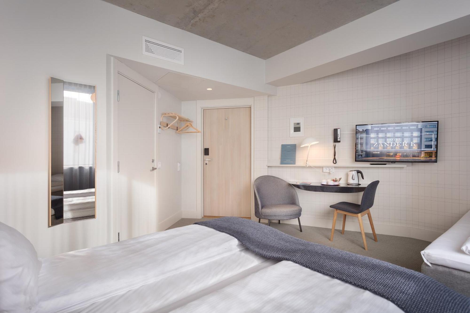 Family Twin Room