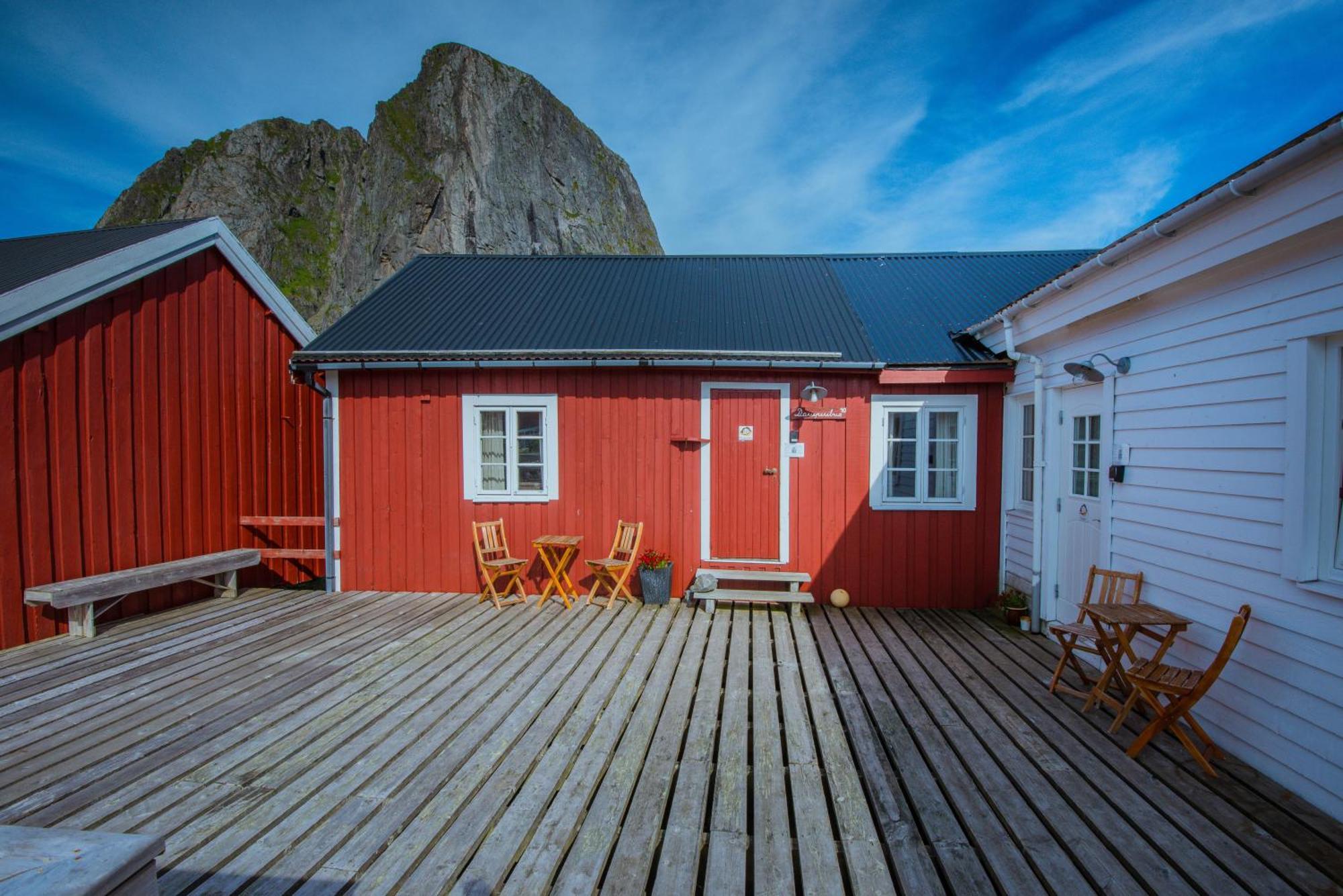 Traditional One-Bedroom Cottage