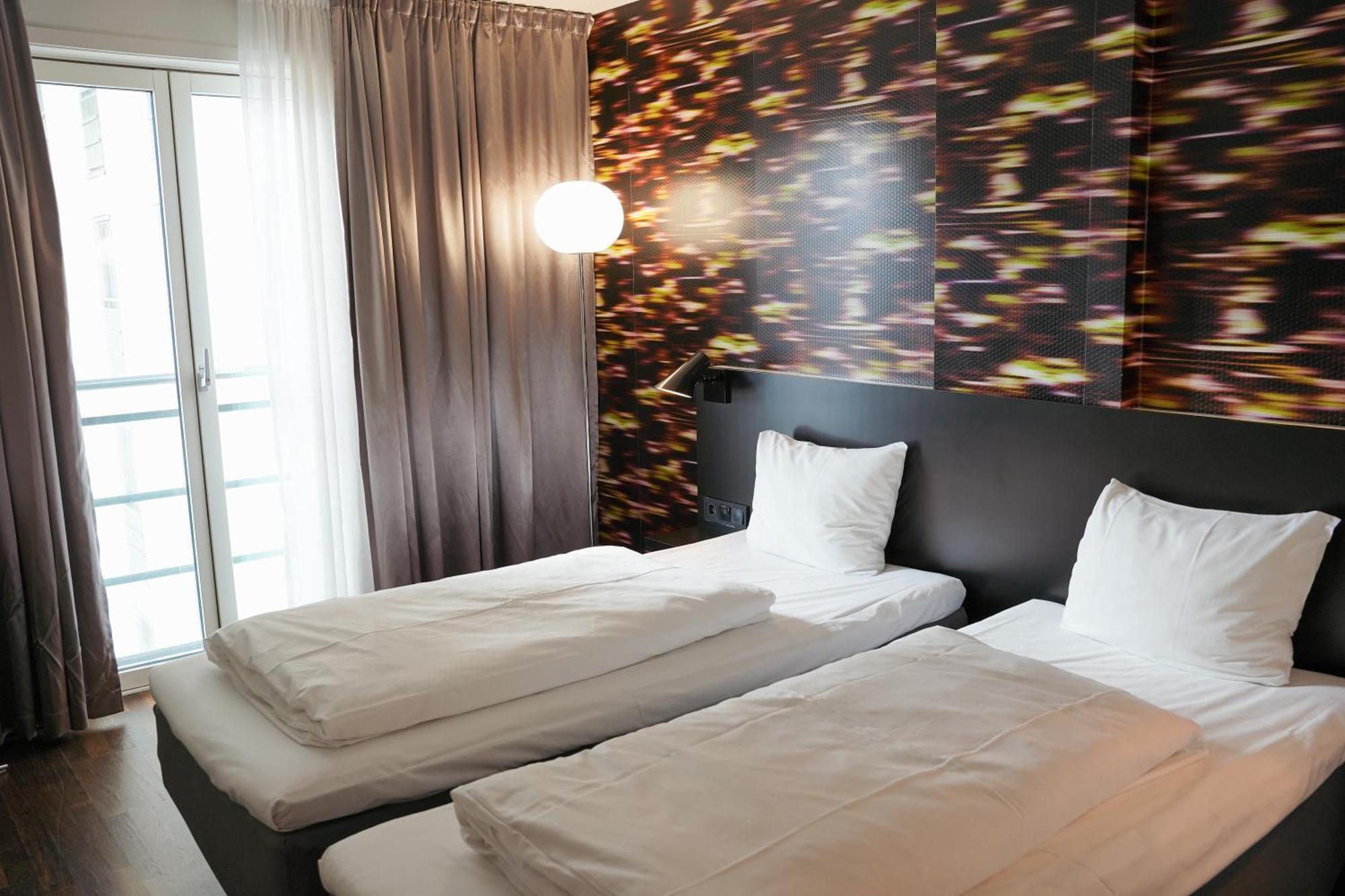 Standard Twin Room,1770477785:JPEG