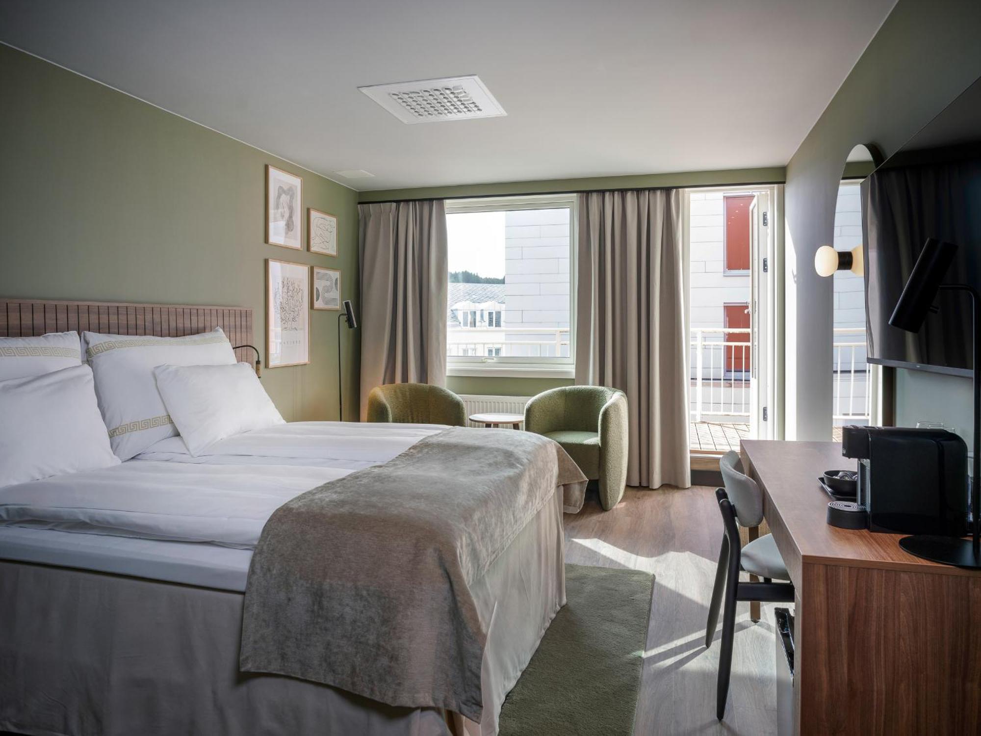 Deluxe Double Room