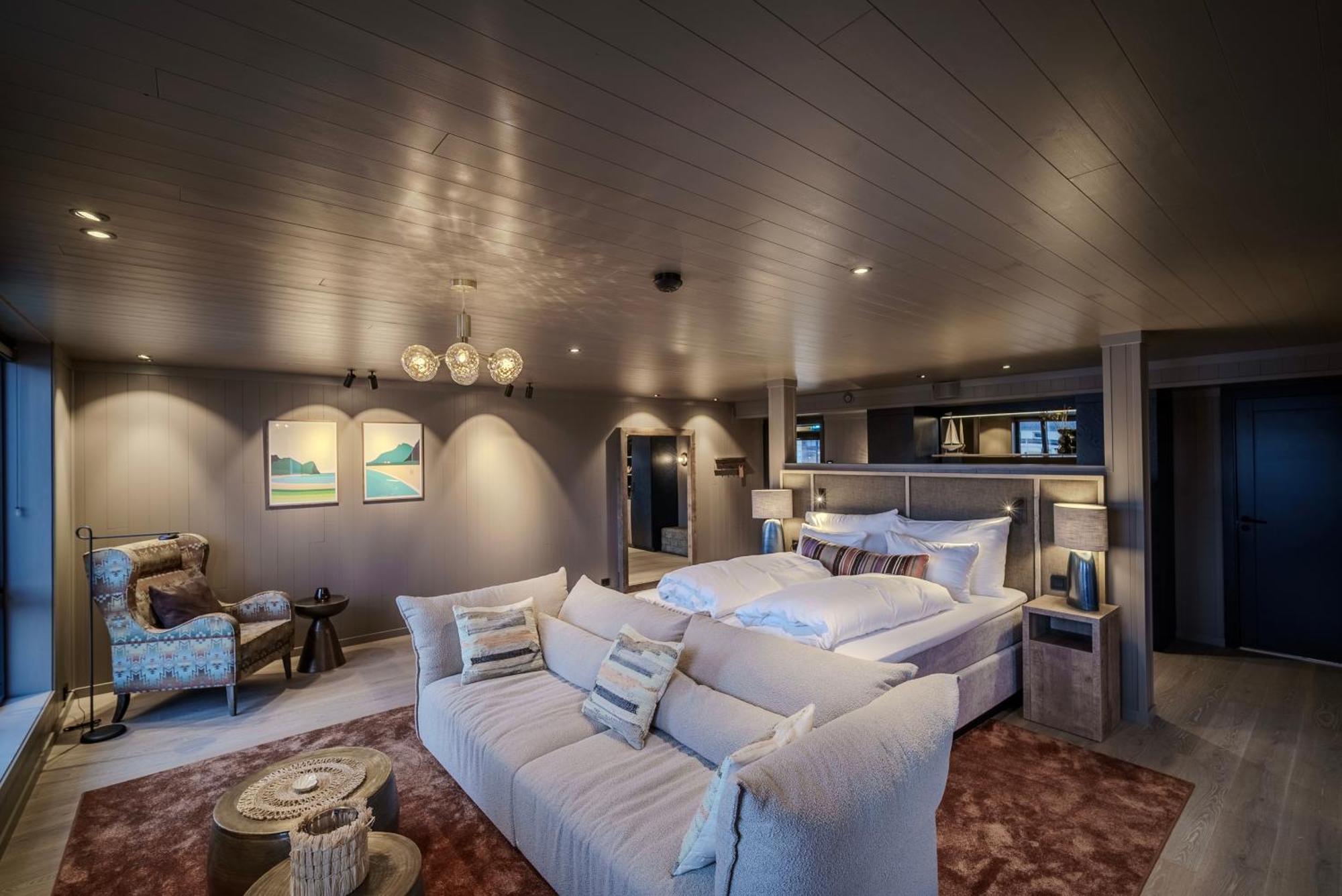 Suite Harbour View