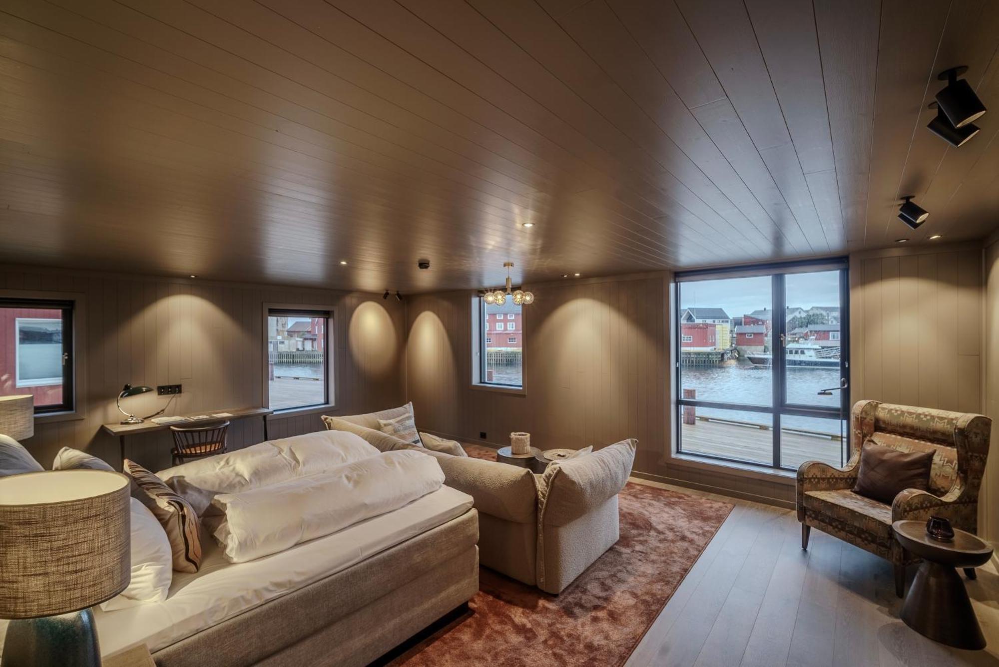 Suite Harbour View