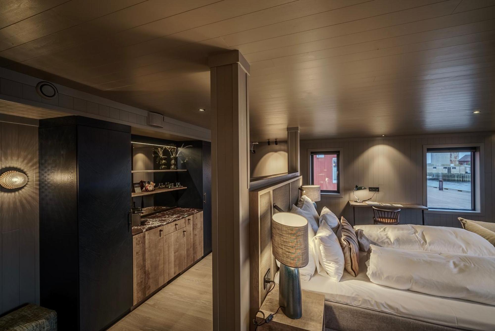 Suite Harbour View