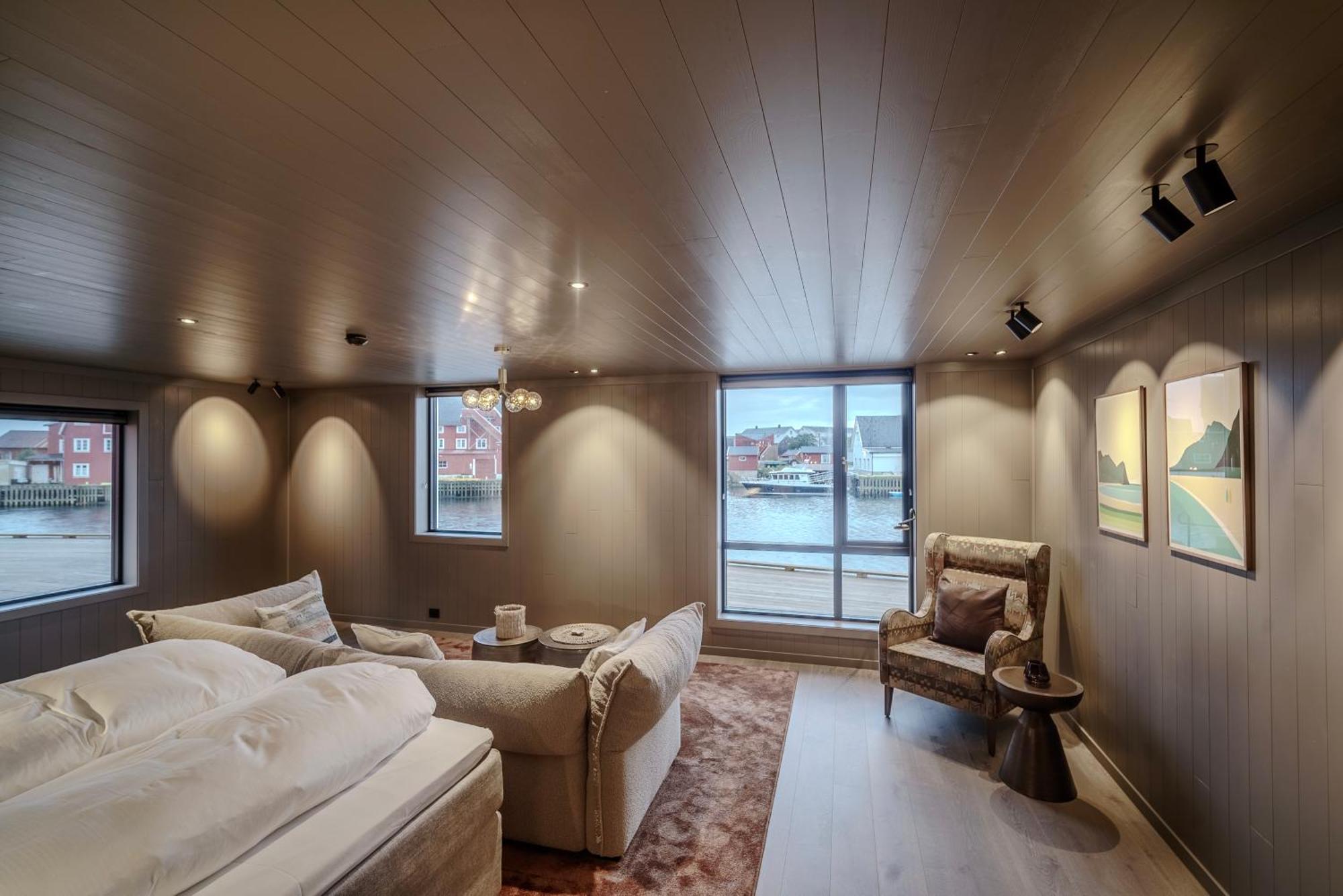 Suite Harbour View
