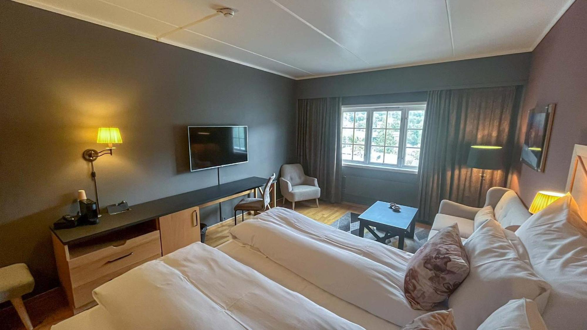 Deluxe Double Room with Shower,1614786556:JPEG