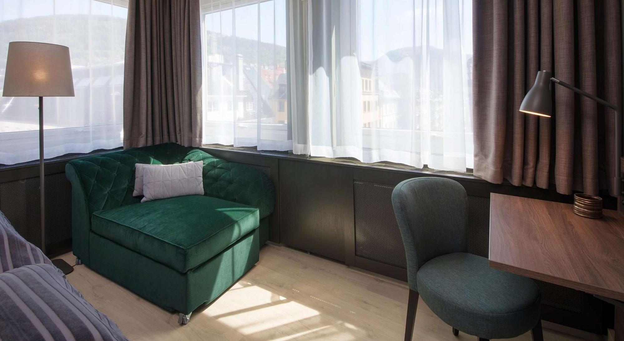 Superior Twin Room,1649888023:JPEG