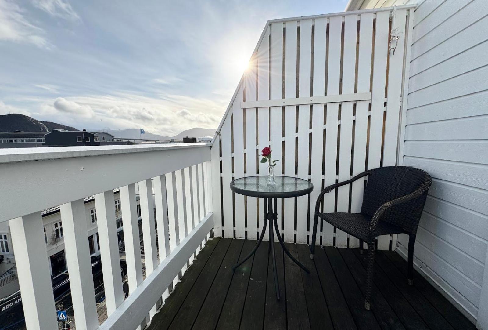 Single Room Balcony