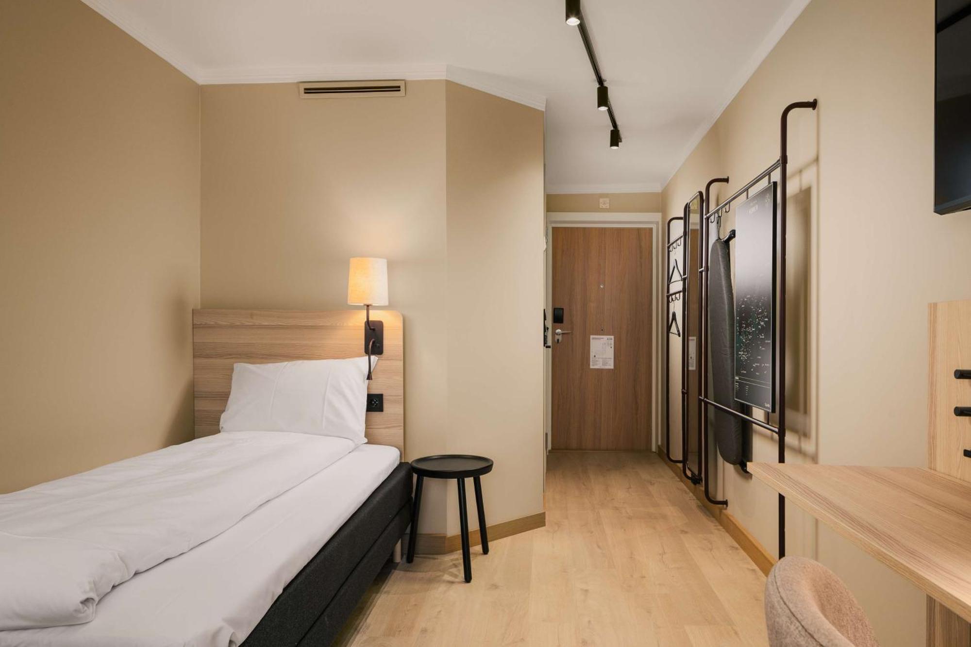 Standard Single Room
