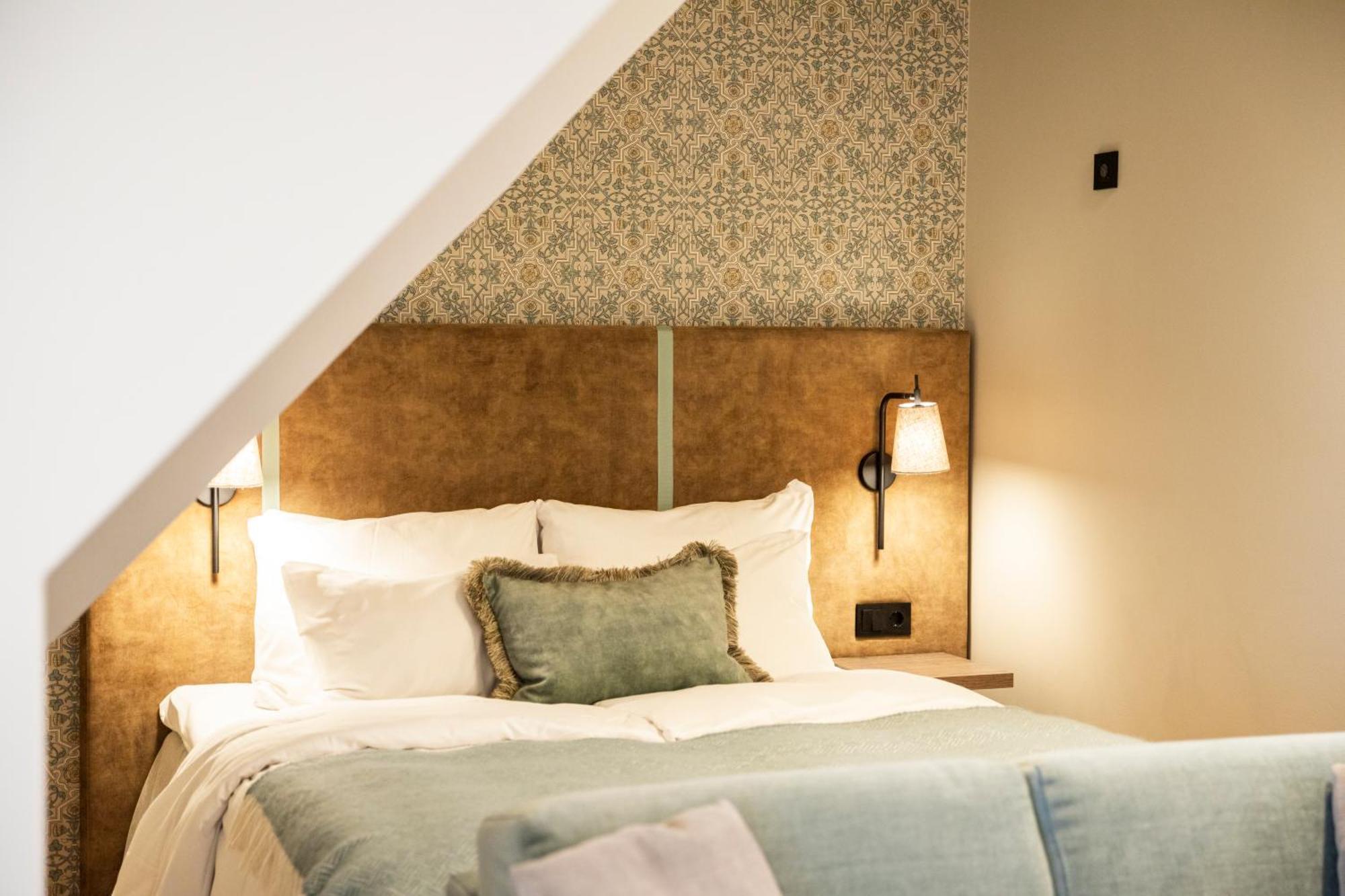 Deluxe Double Room City View