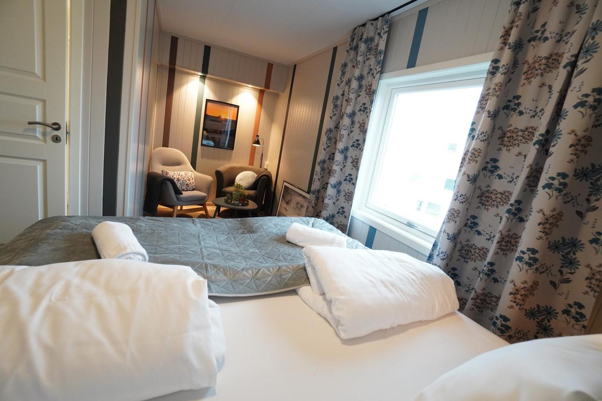 Double Room Private Bathroom