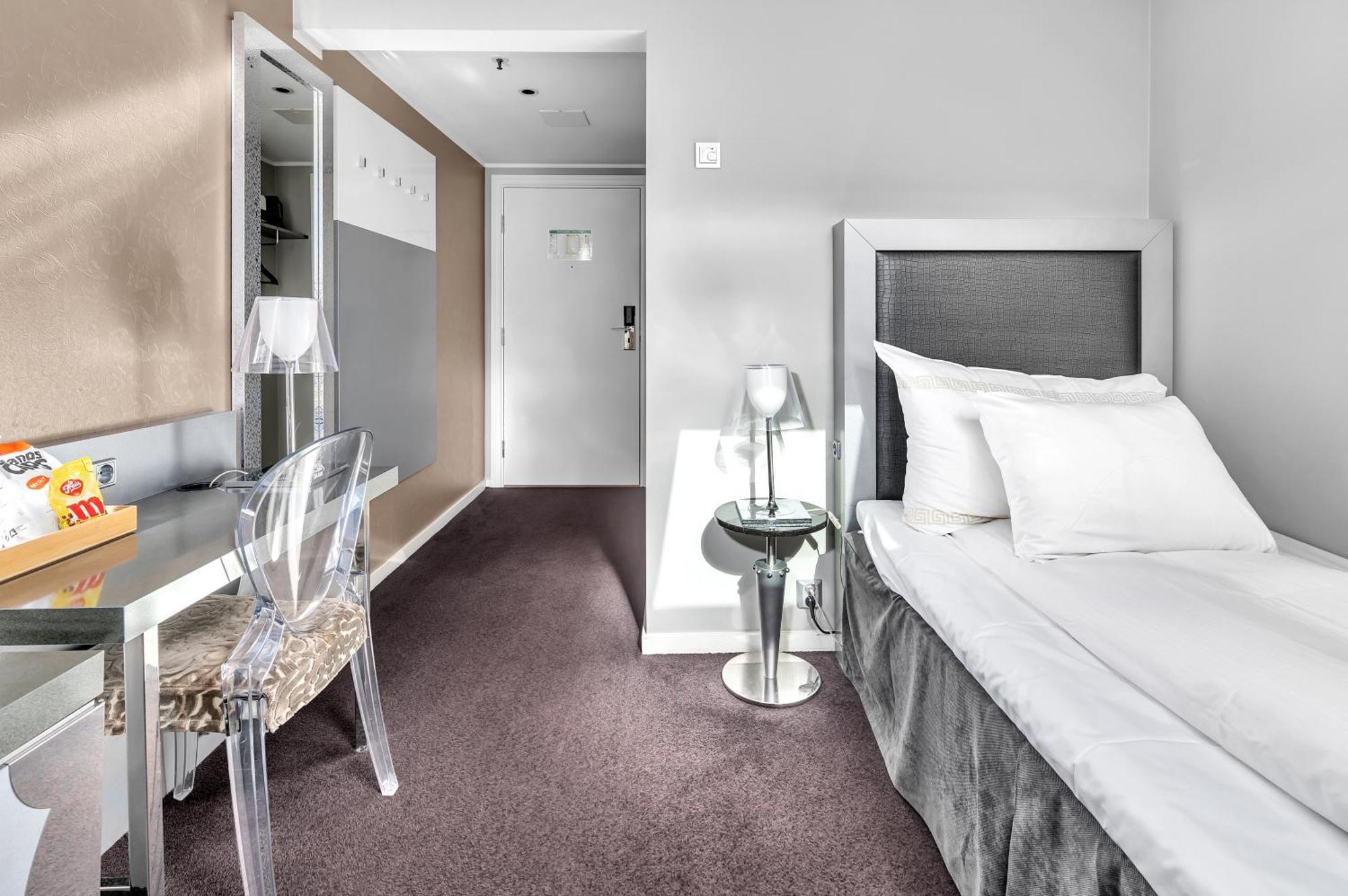 Economy Single Room