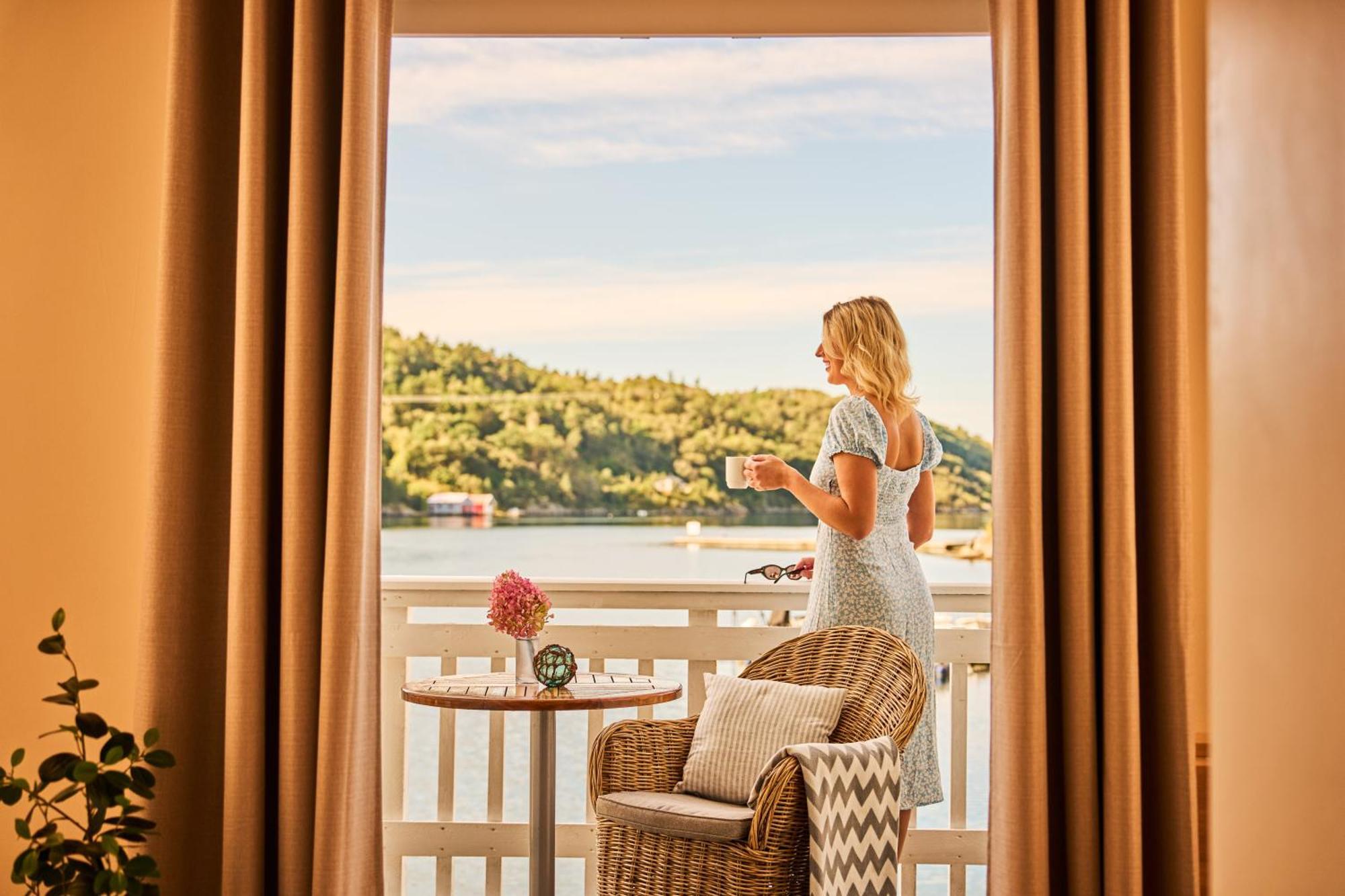 Two-Bedroom Apartment Sea front