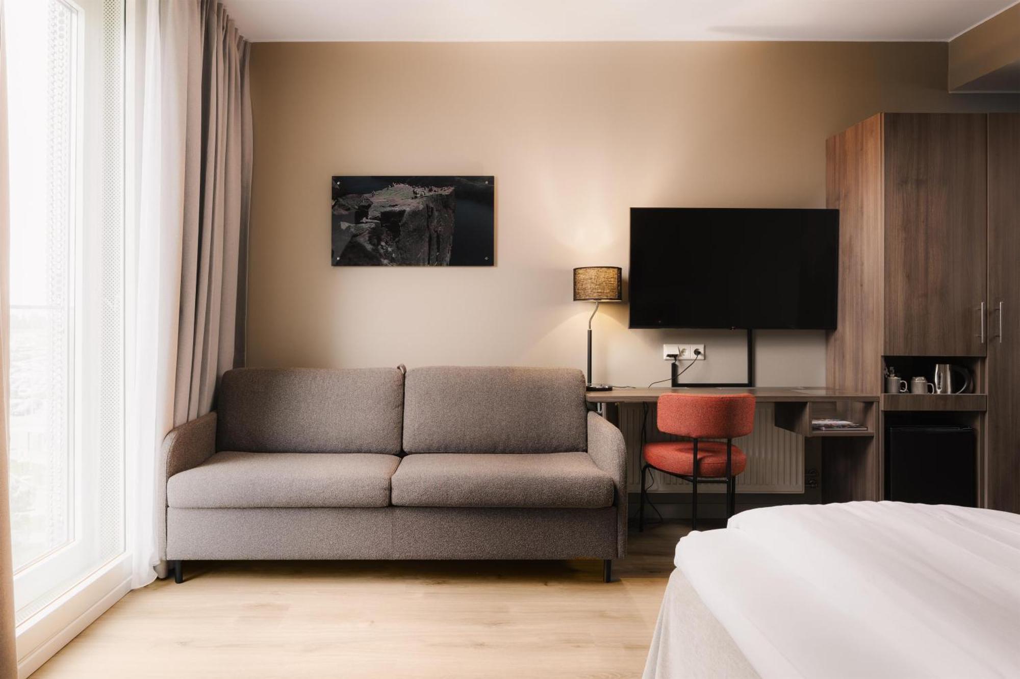Standard Family Room
