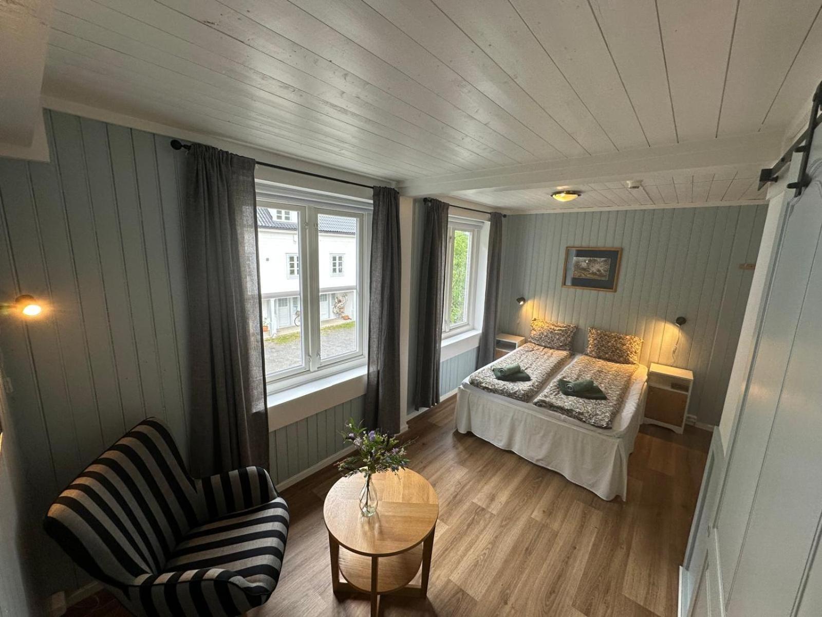 Double Room Private Bathroom