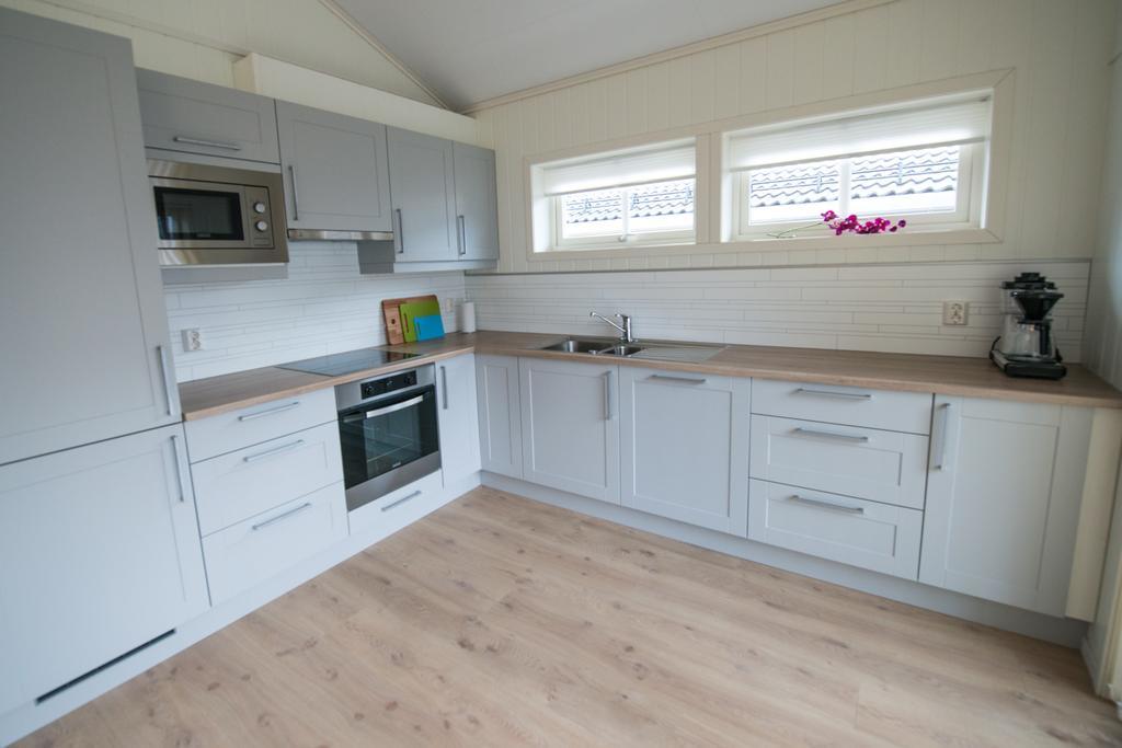 Two-Bedroom Cottage,372065230:JPEG