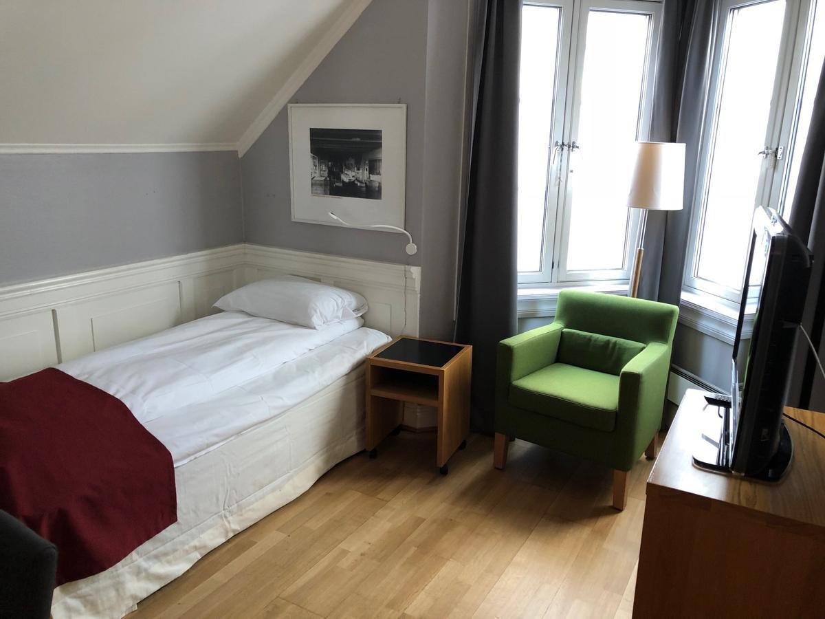 Standard Single Room Non-Smoking