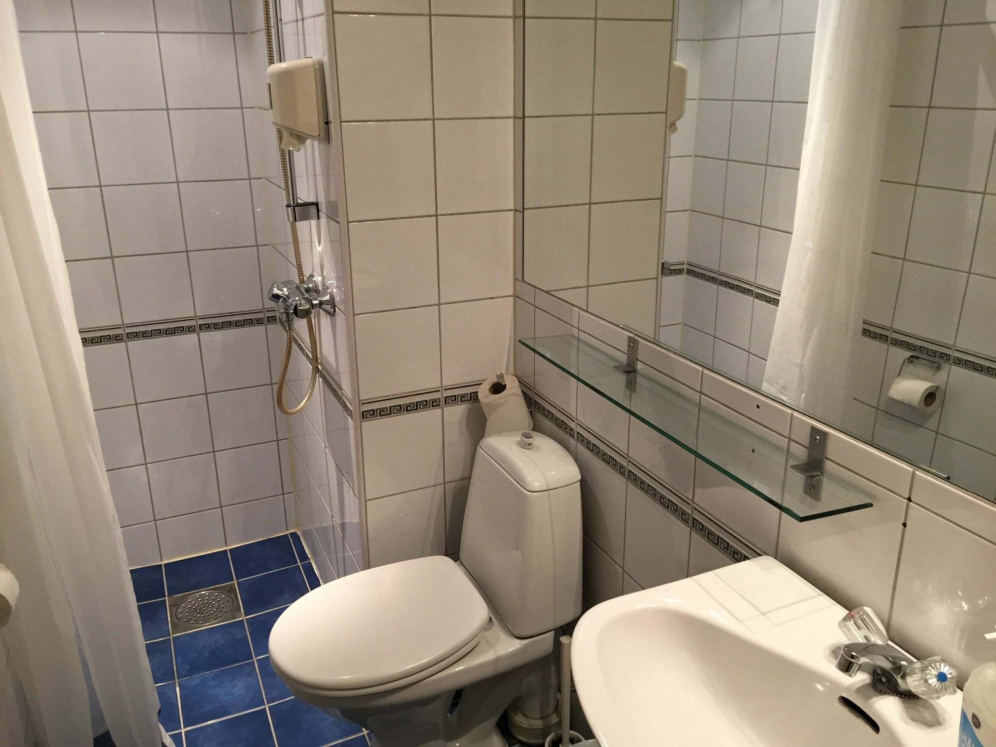 Single Room with Kitchenette