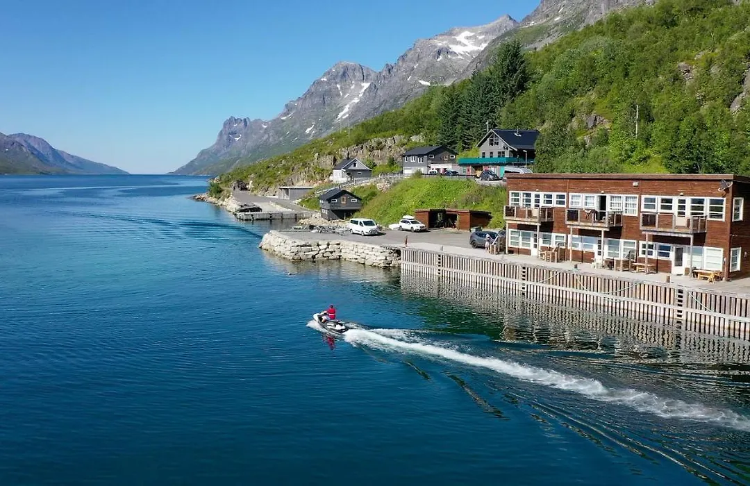 Ersfjordbotn Brygge-1