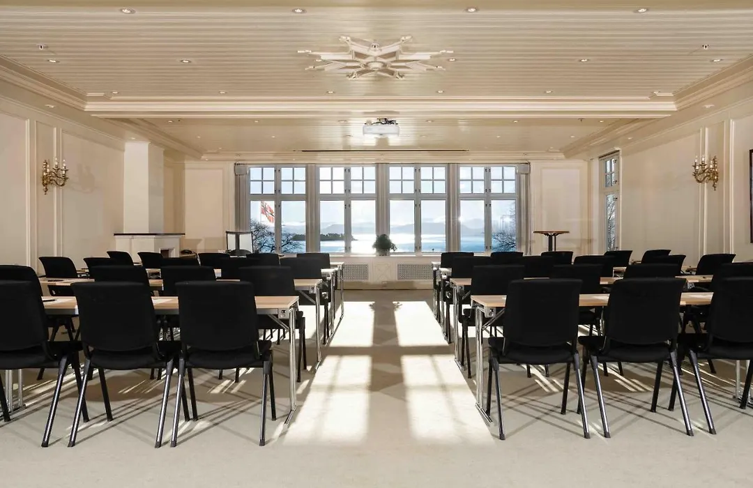 Solstrand Hotel & Bad-1