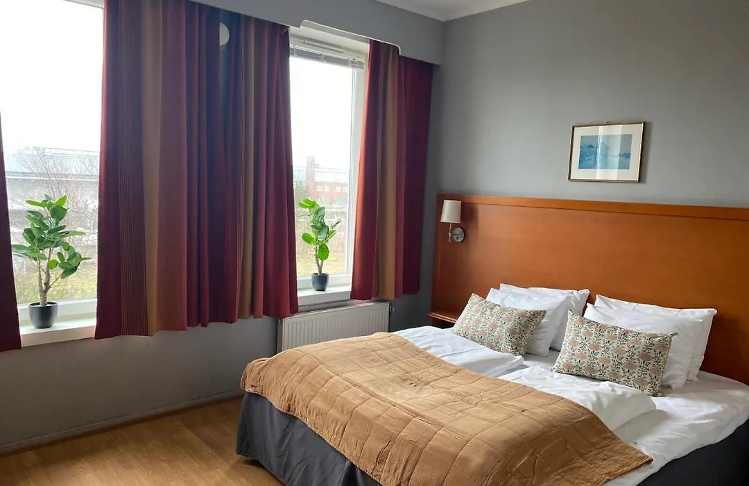 Horten Budget Hotel-1