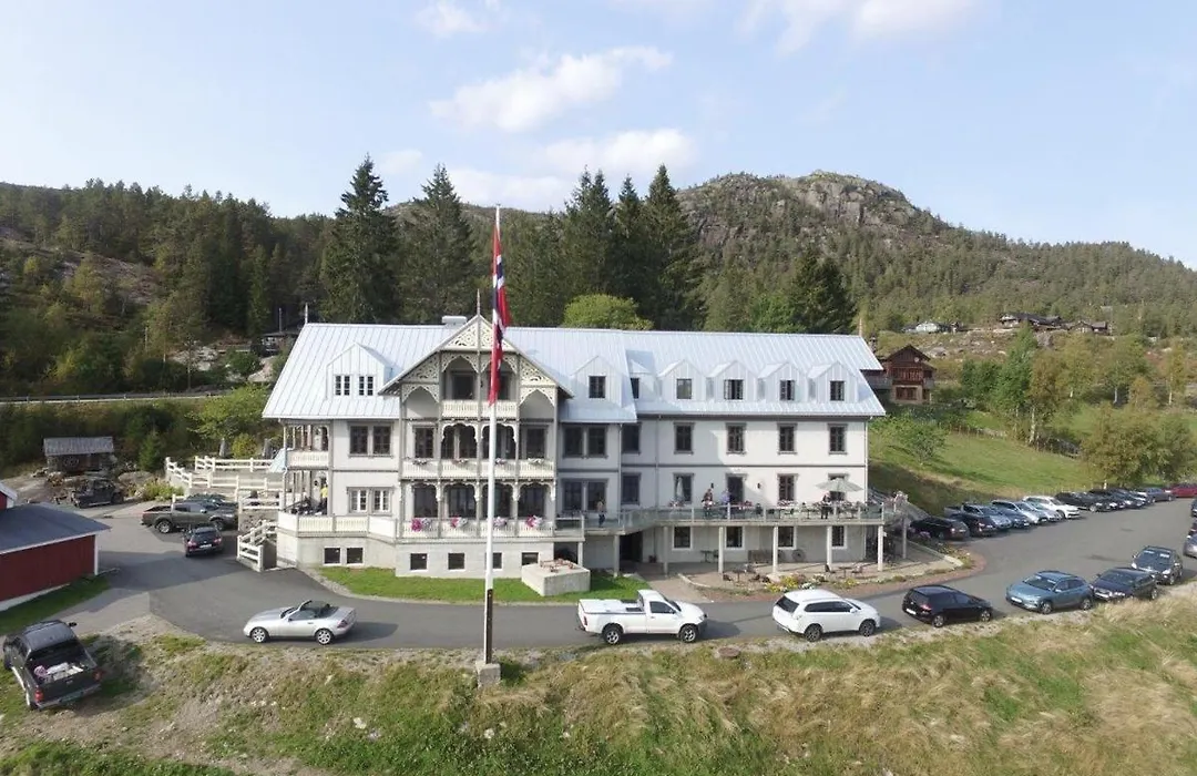 Hotell Eikerapen Gjestegard Aseral-1
