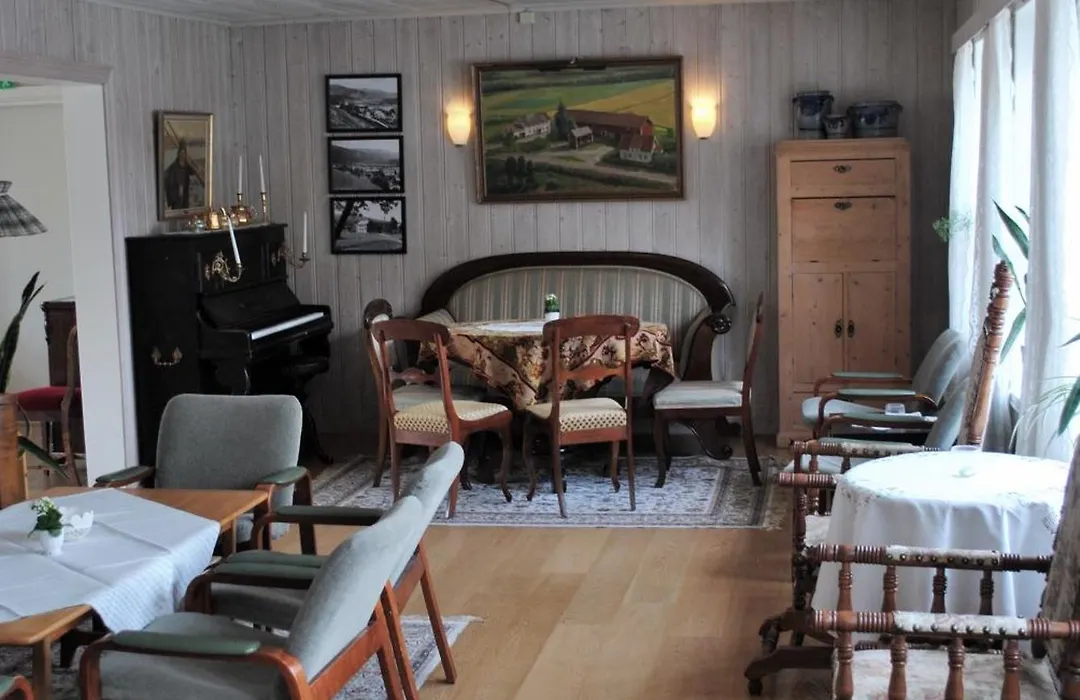 Grong Gard Guesthouse-1