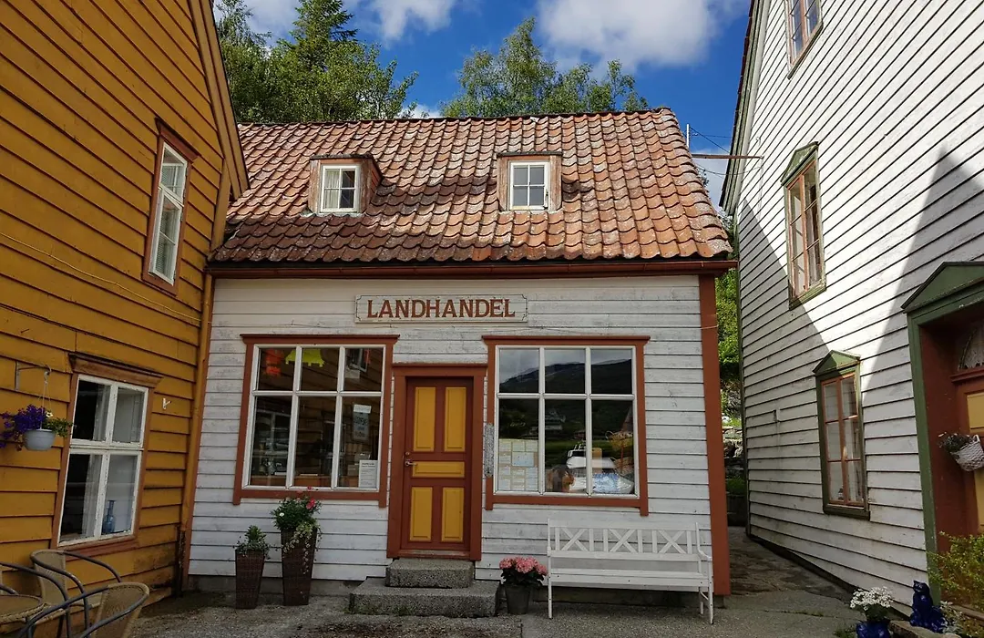 Rugsund Handelsstad-1