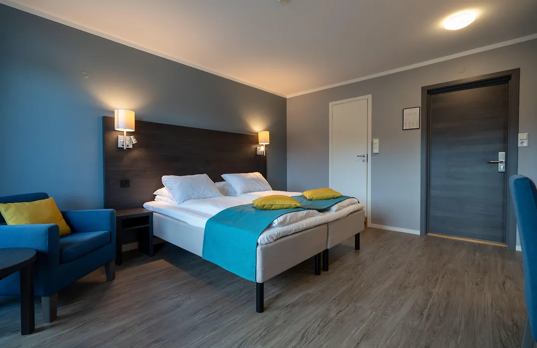 Thon Hotel Måløy-1