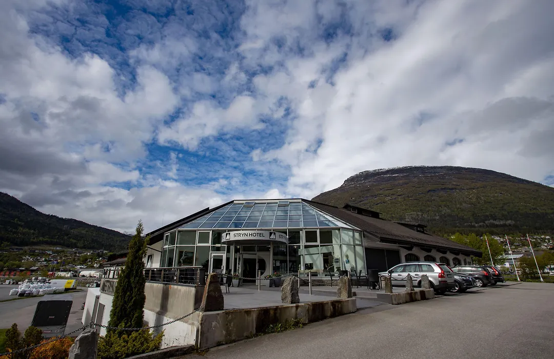 Stryn Hotel-1