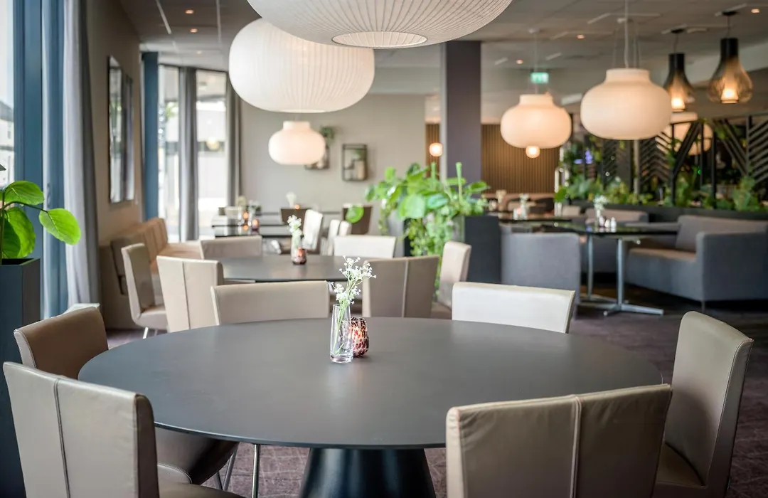 Quality Airport Hotel Vaernes-1