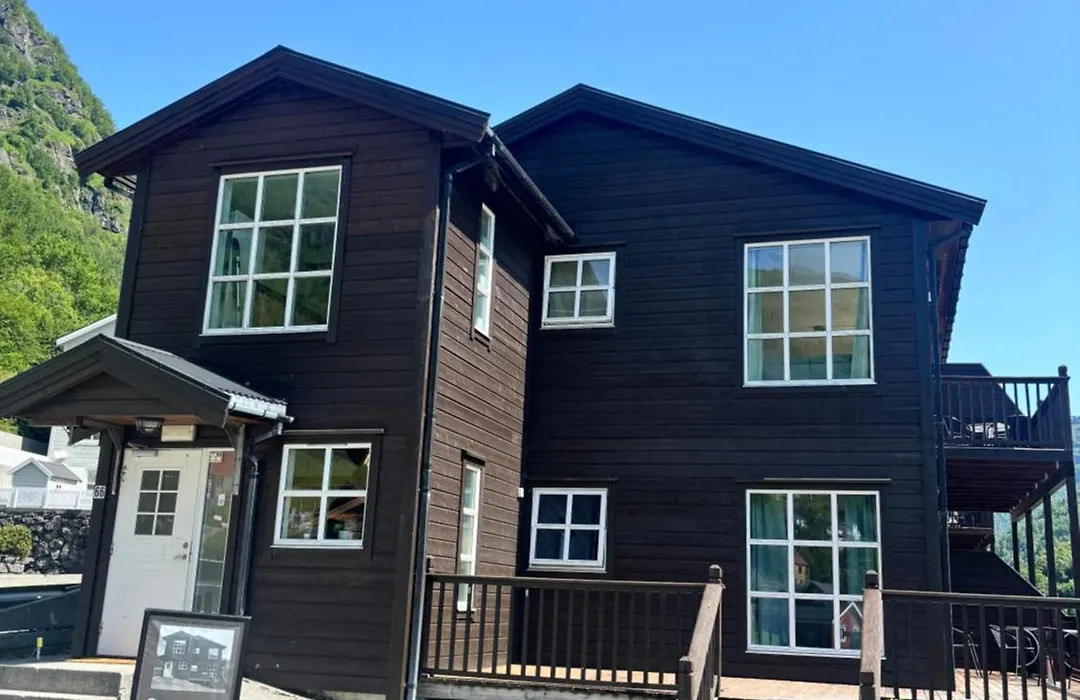 Røldal Overnatting-1