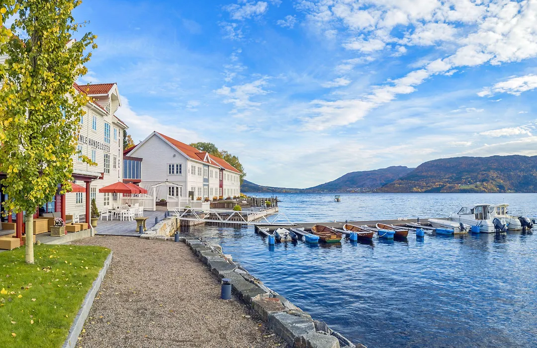 Angvik Gamle Handelssted - By Classic Norway Hotels-1