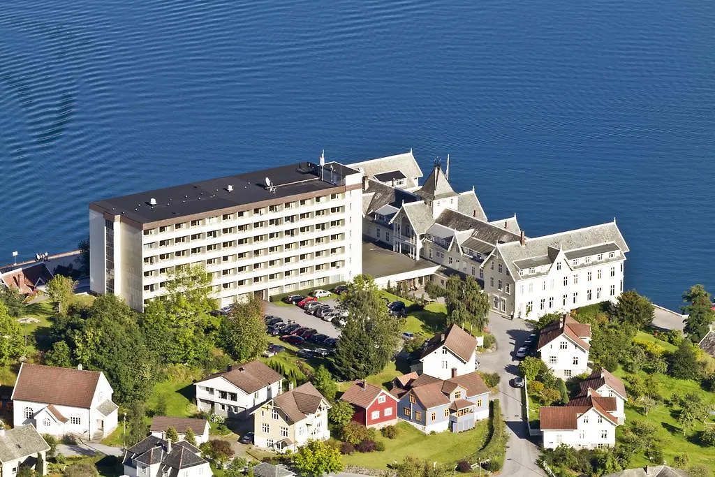 Kviknes Hotel-1
