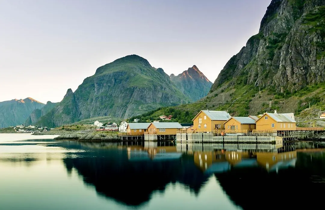 Holmen Lofoten-1