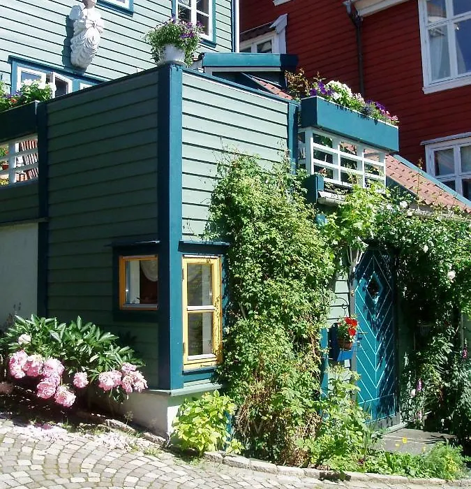 Annehelenes B&B-1