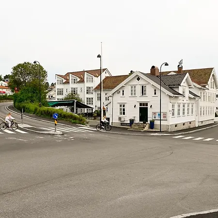 Lillesand Hotel Norge-3