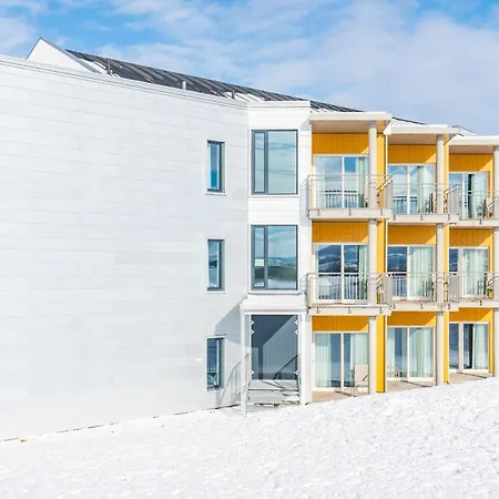 Sommaroy Arctic Hotel Tromso-2
