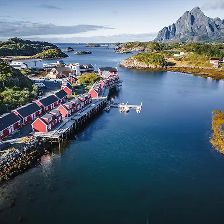 Nyvågar Rorbuhotell - by Classic Norway Hotels-3