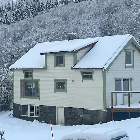 Fiskesenter Birkeland Guesthouse-2