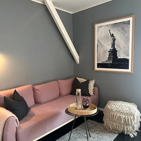 SAGA, unikt badehotell med 5 rom, sauna og badebrygge - Inderøy-3
