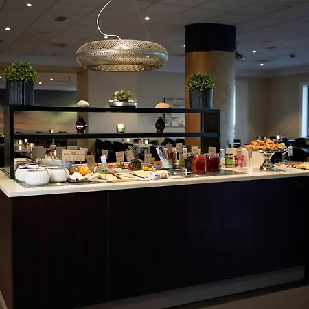 Quality Hotel Grand Royal-3