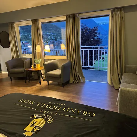 Grand Hotel Skei - Unike Hoteller-3